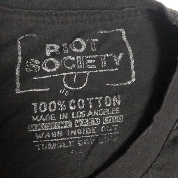 T shirt - Picture 2 of 2